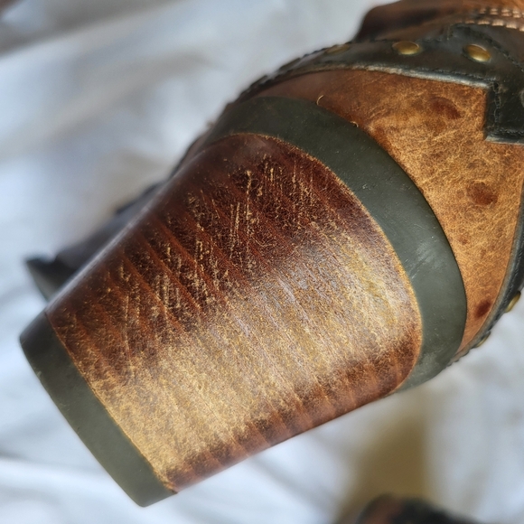 Ariat Rogue Pointed Snipped Toe Cowboy Boots Size 7B Leather - Picture 11 of 16